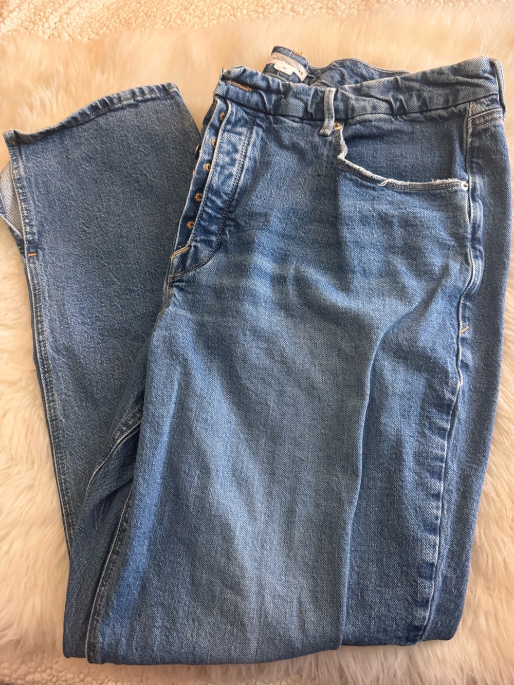Good American Good Curves Straight Button Fly Split Hem Jeans